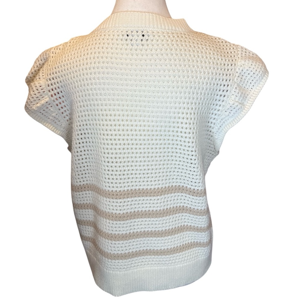 CeCe NWT Beige and White Crochet Blouse - Picture 5 of 9
